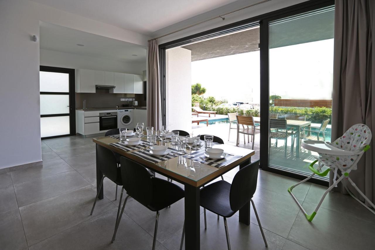 Villa Yria Coral Bay Exterior photo